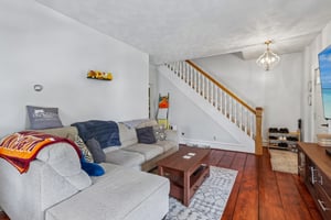 Poplar St-S0107-014.jpg