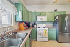 Poplar St-S0107-020.jpg