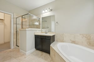 Sampson St-S2101-032.jpg