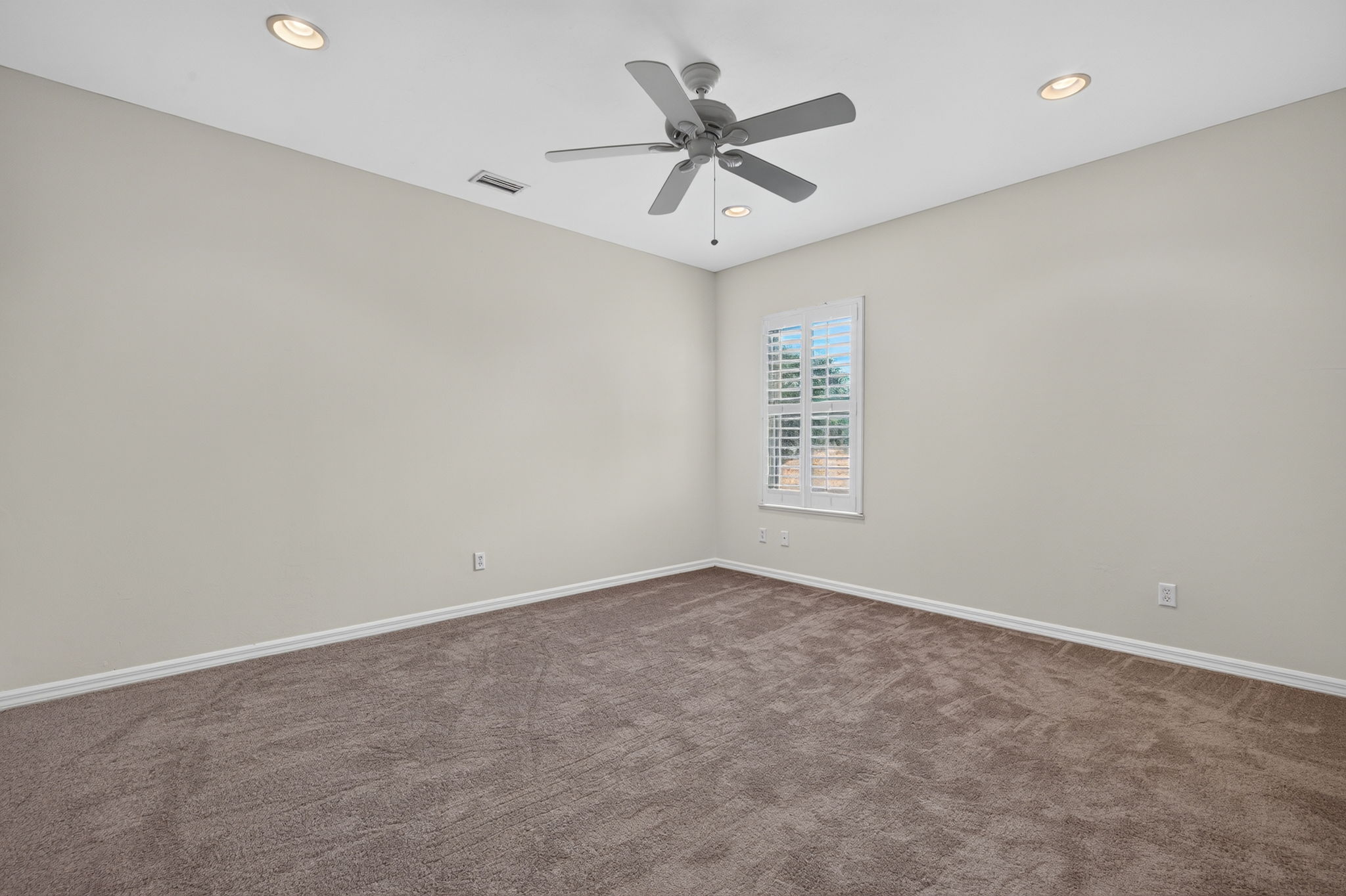 Guest Bedroom 1