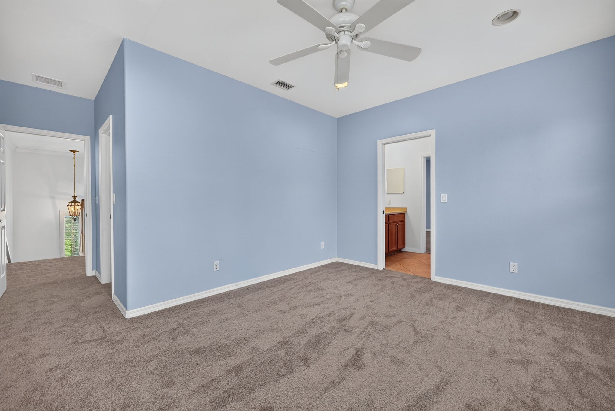 Guest Bedroom 3 - 2 of 2