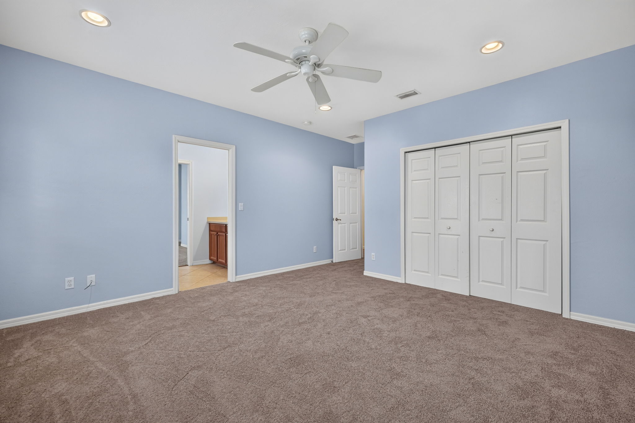 Guest Bedroom 2 - 2 of 2