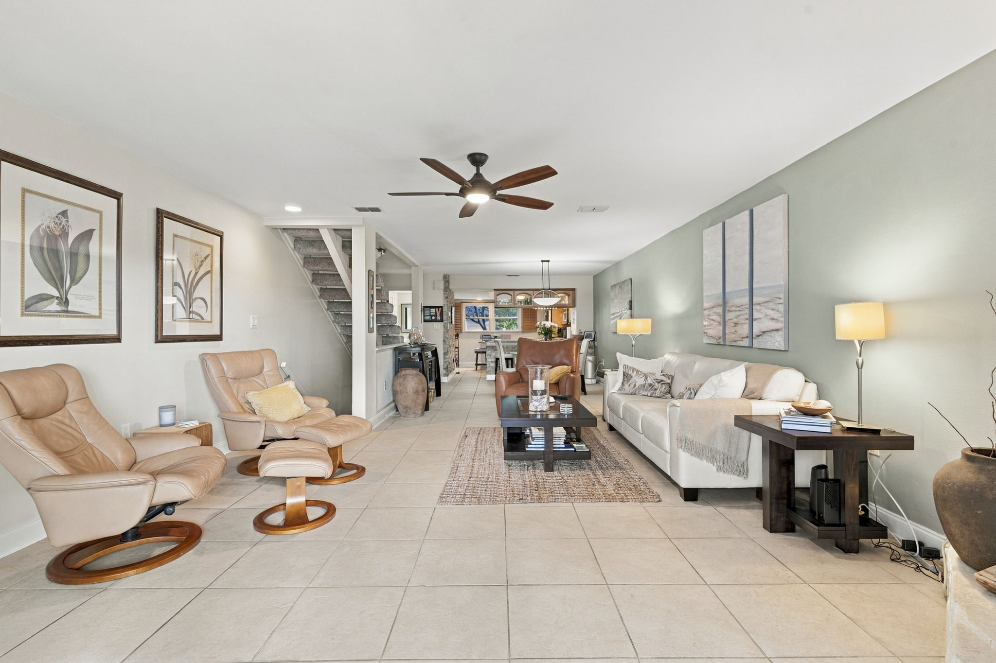 Interiors (7)