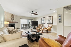 Interiors (4)