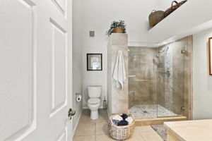 Interiors (34)