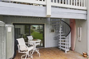 Rear Exteriors (7)