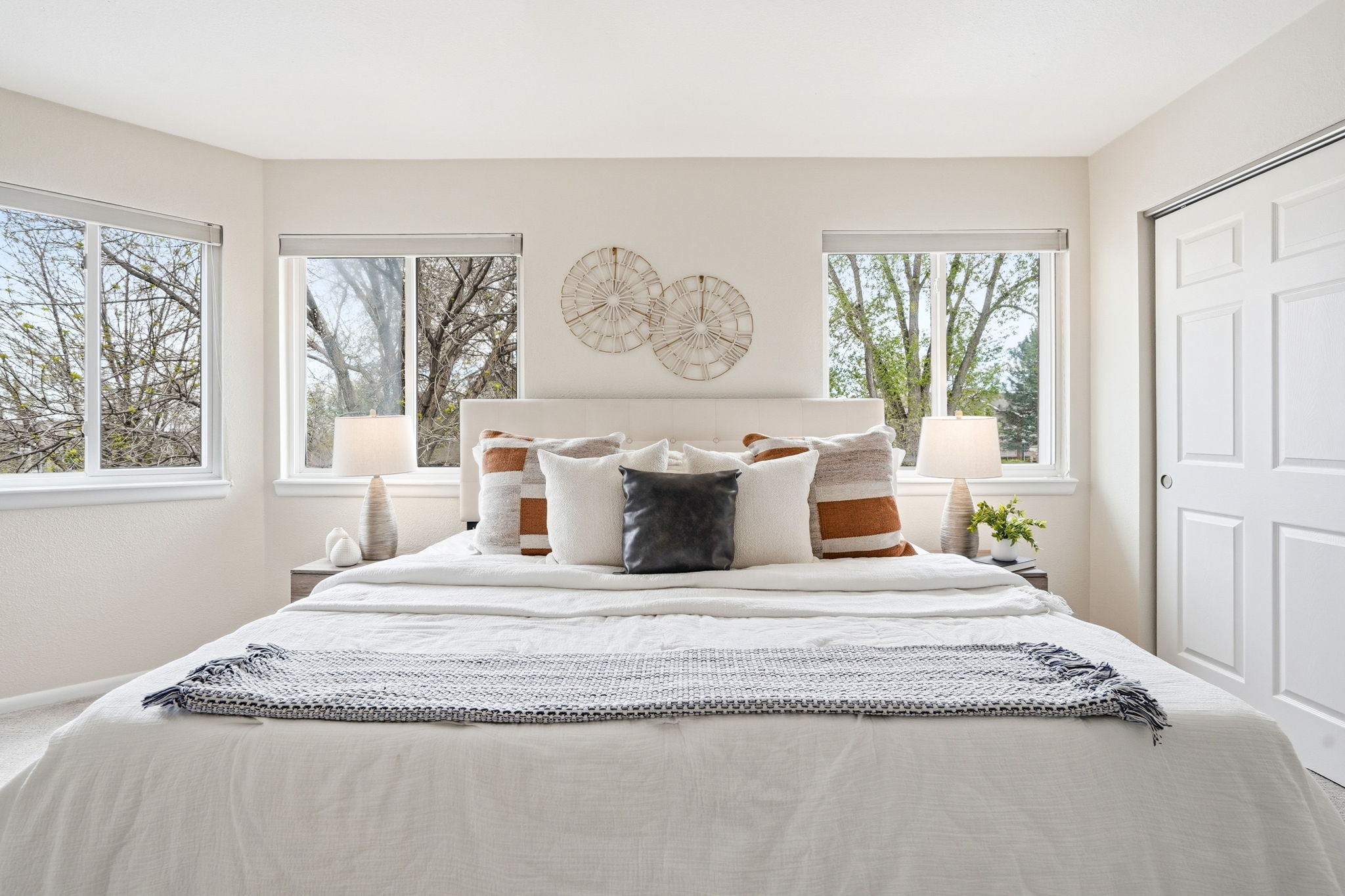 Primary large enough for a king sized bed