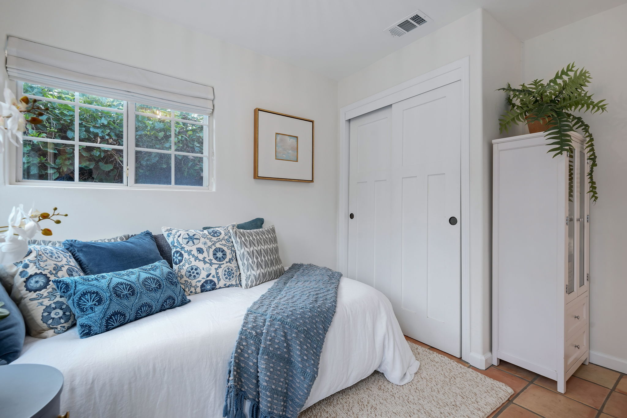 10-Bedroom 2