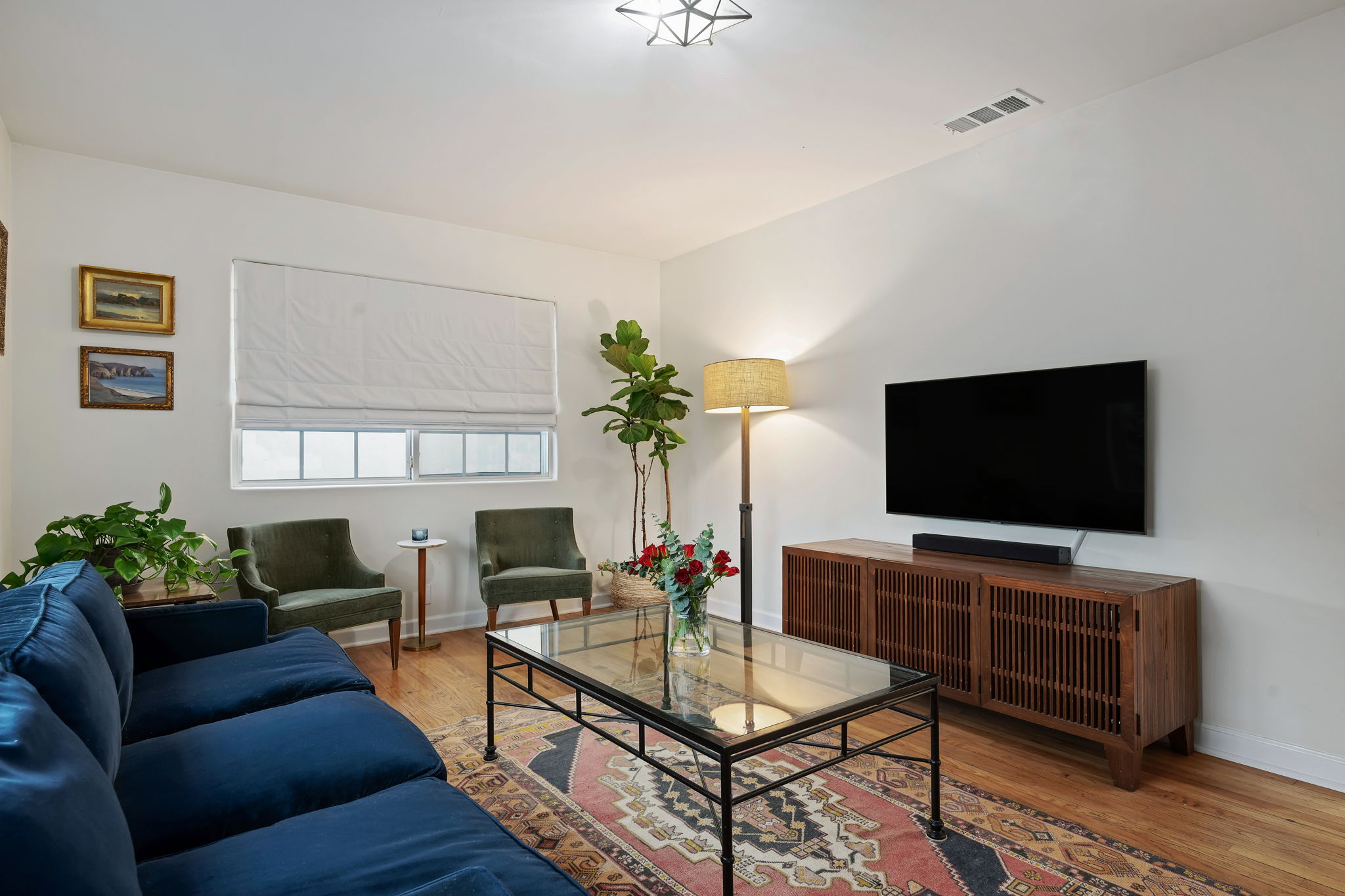 03-Living Room