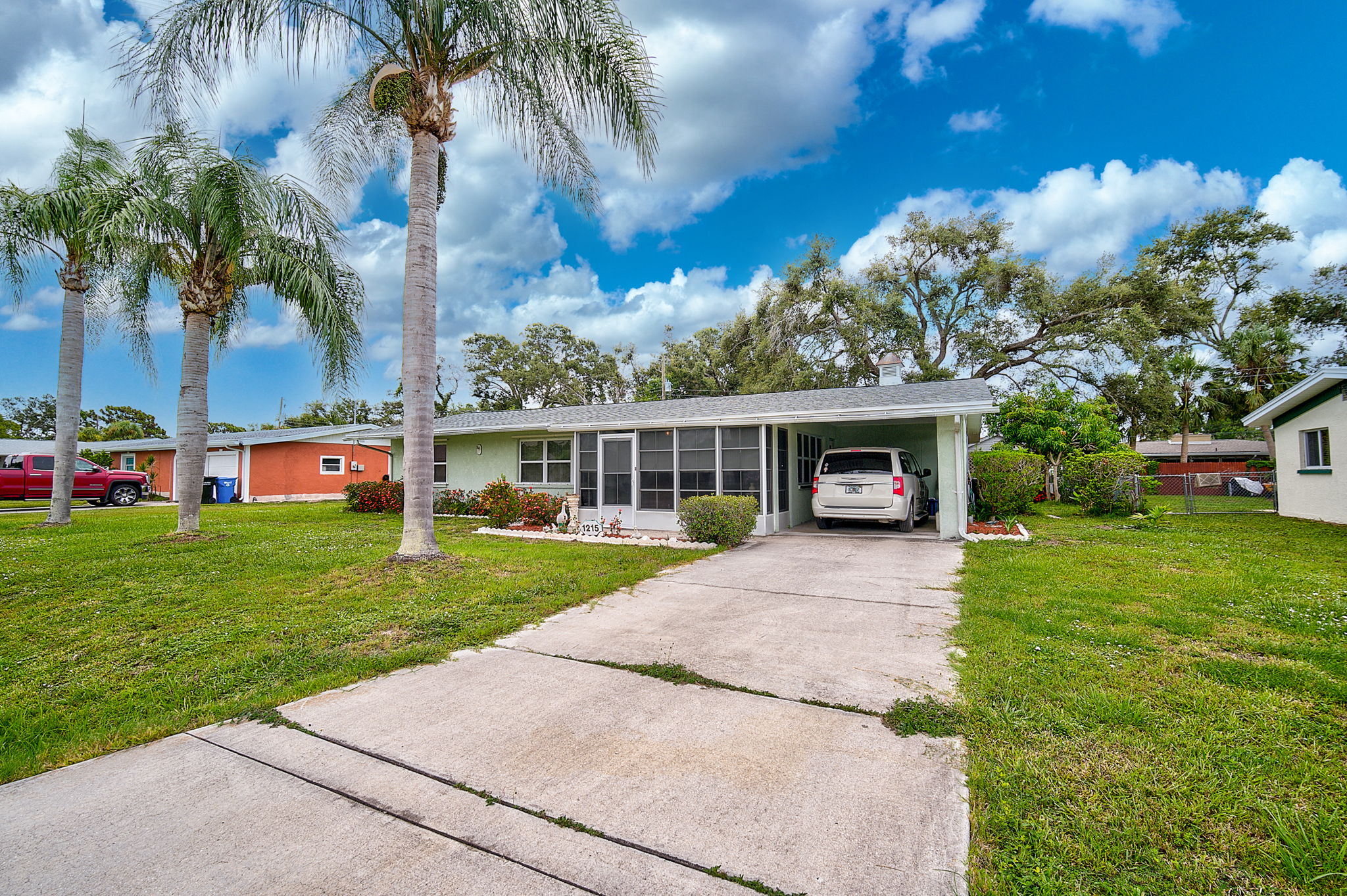 1215 Cypress Ave-2