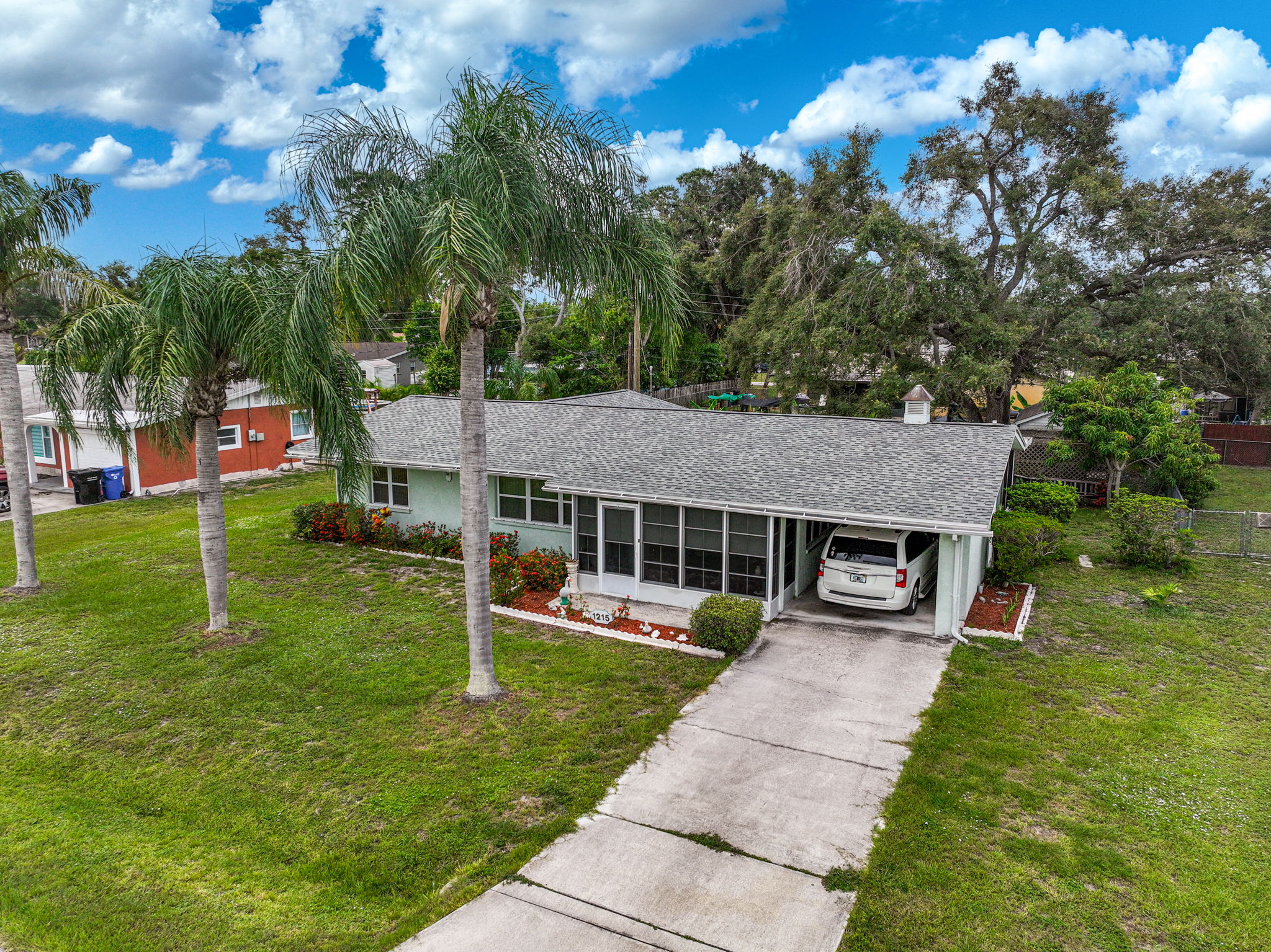 1215 Cypress Ave-33