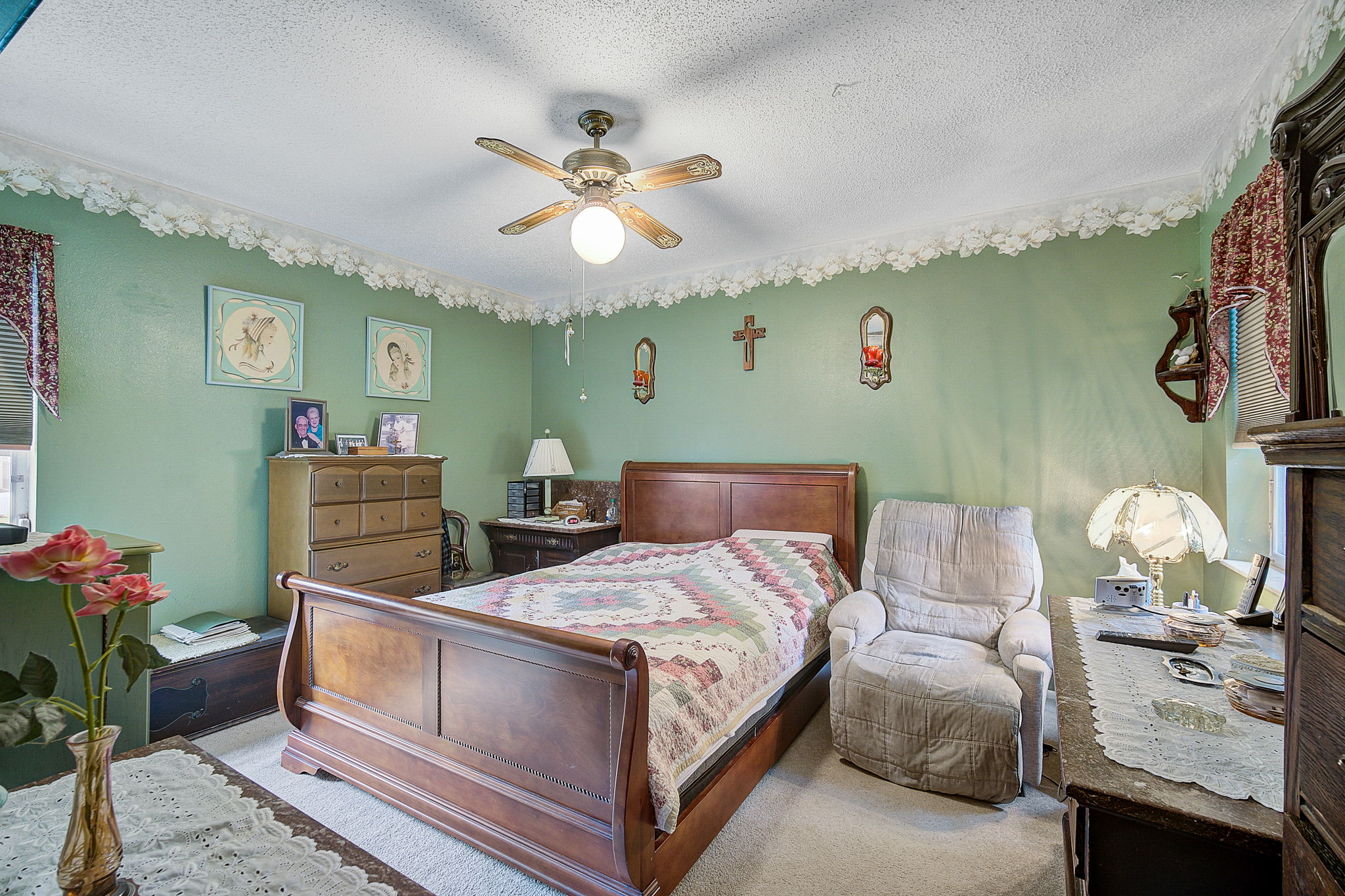 1215 Cypress Ave-11