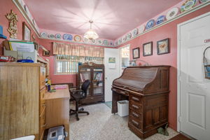 1215 Cypress Ave-18