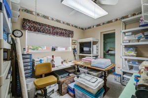 1215 Cypress Ave-14