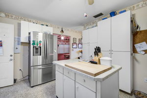 1215 Cypress Ave-22