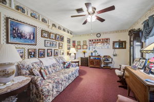 1215 Cypress Ave-10