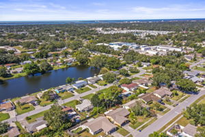 Back Drone - DJI_0295