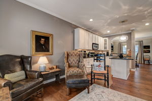 Middlebury Dr-015