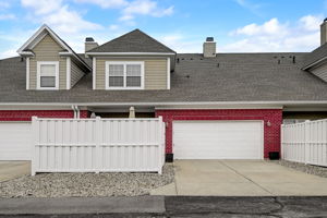 Middlebury Dr-056