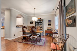 Middlebury Dr-026