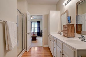Middlebury Dr-030