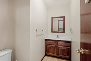  Photo 30