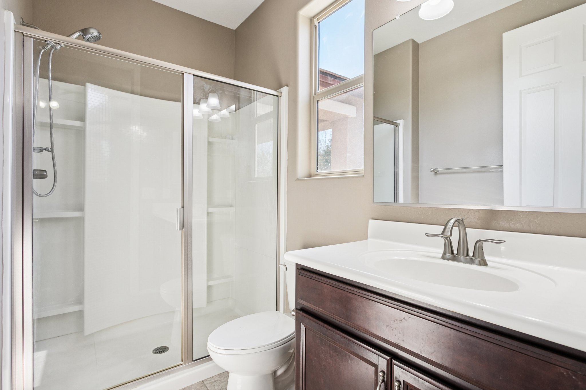 12151 W Davis Ln - 039.jpg