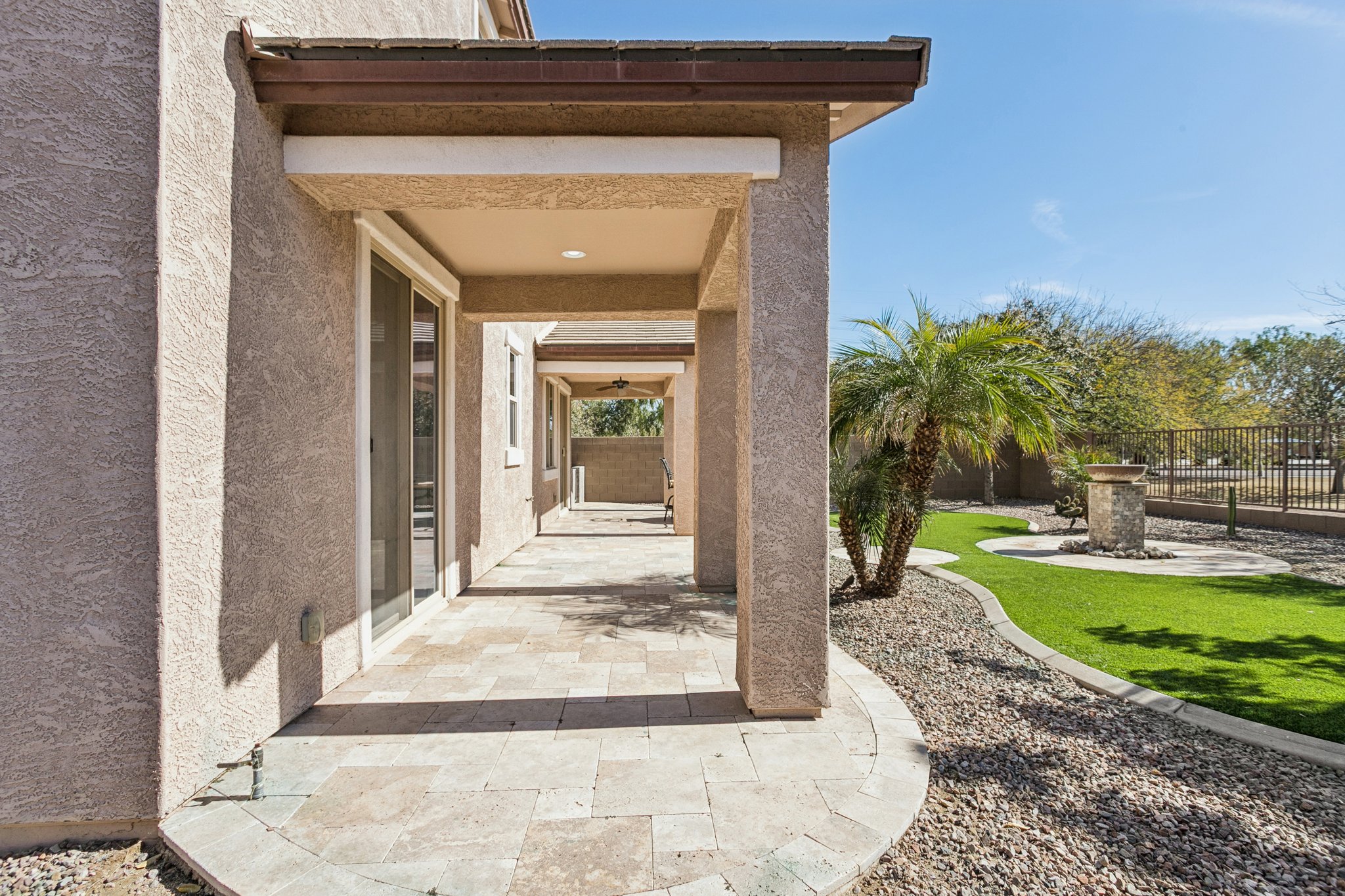 12151 W Davis Ln - 054.jpg