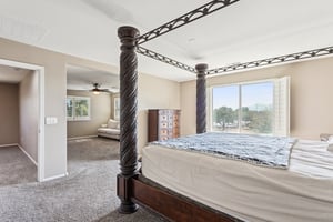 12151 W Davis Ln - 026.jpg