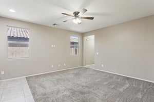 12151 W Davis Ln - 030.jpg