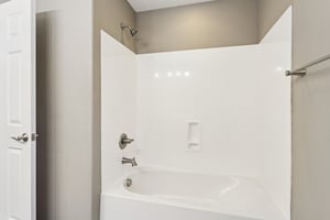 12151 W Davis Ln - 041.jpg