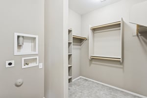 12151 W Davis Ln - 043.jpg