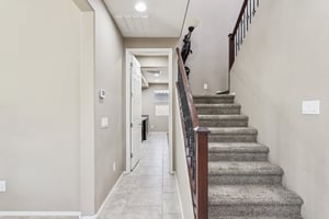 12151 W Davis Ln - 045.jpg