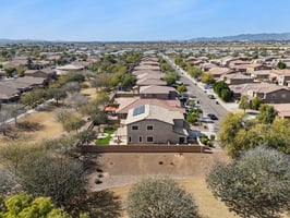 12151 W Davis Ln - 003 (2).jpg