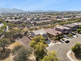 12151 W Davis Ln - 004 (2).jpg