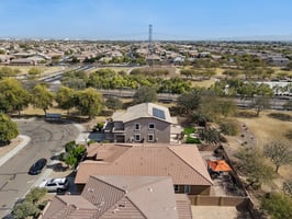 12151 W Davis Ln - 007 (2).jpg