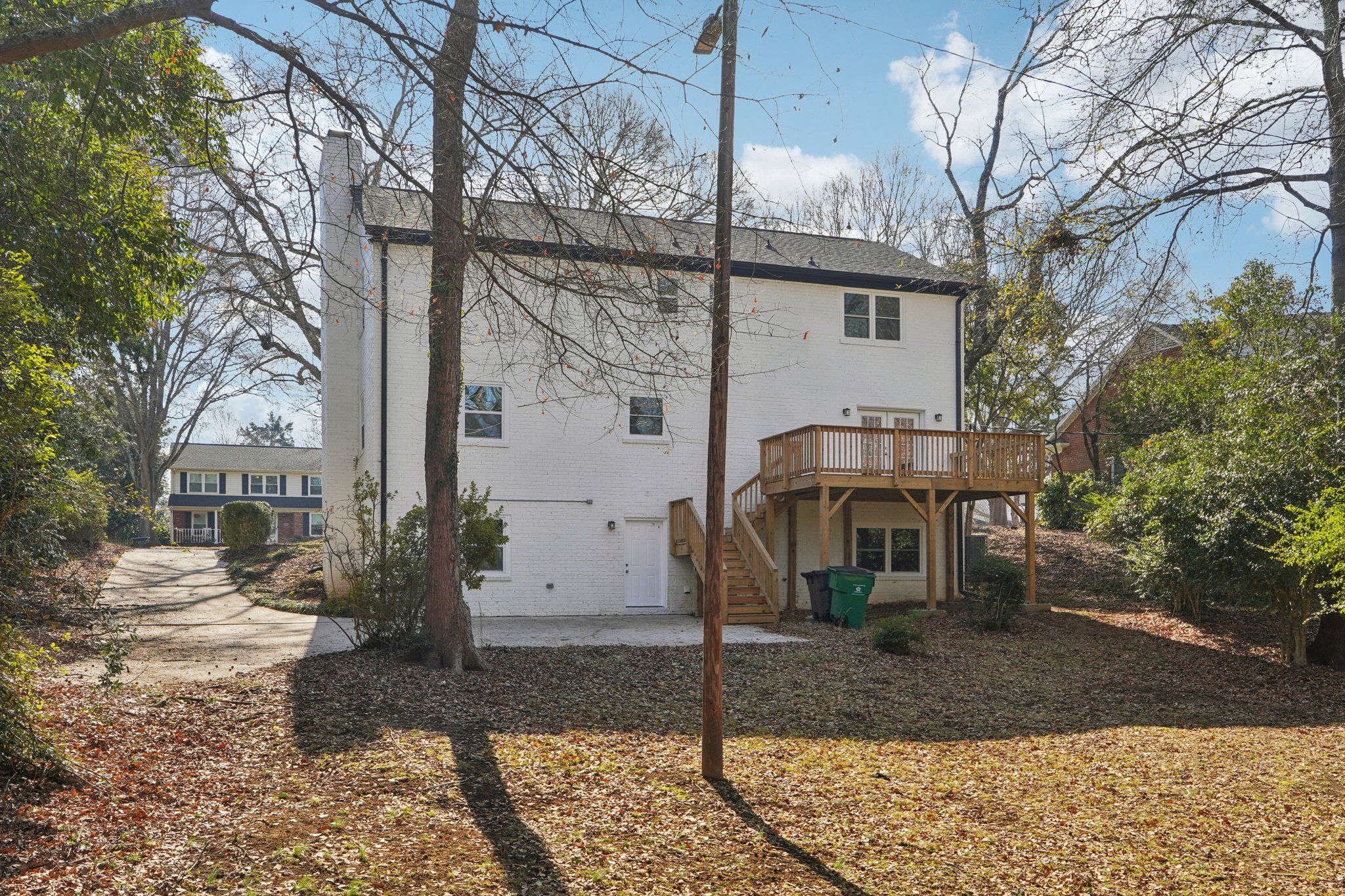 Old Farm Rd-L1102-067.jpg