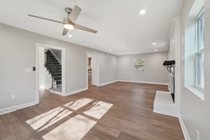 Old Farm Rd-L1102-014.jpg