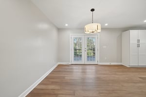 Old Farm Rd-L1102-016.jpg