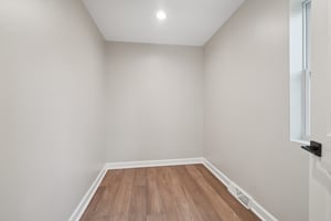 Old Farm Rd-L1102-042.jpg