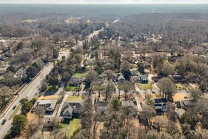 Old Farm Rd-L1102-086.jpg
