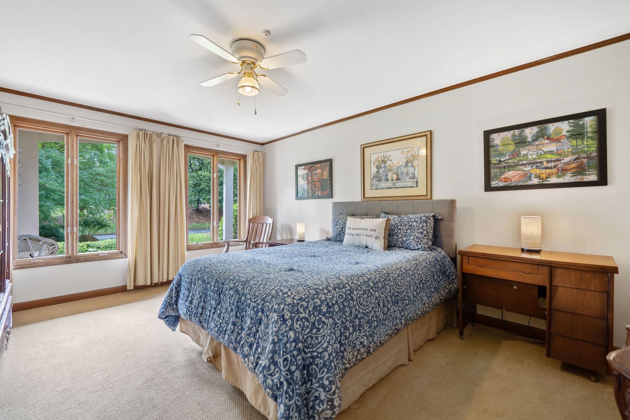 All bedrooms have walk in closets