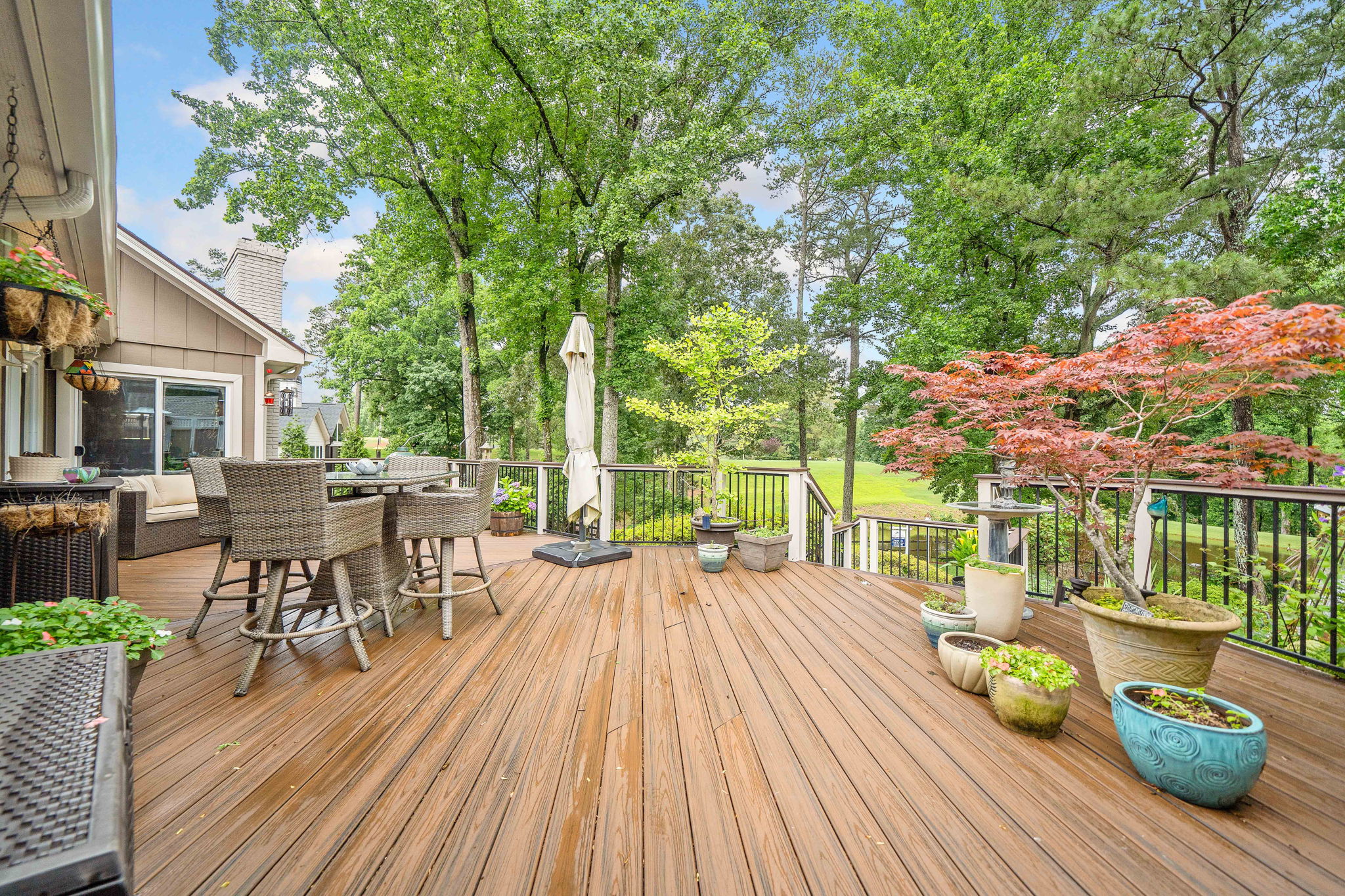 TREX deck for easy maintenance