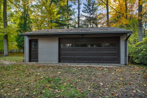 2 car detached garage