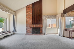 E Amherst Cir-006.jpg
