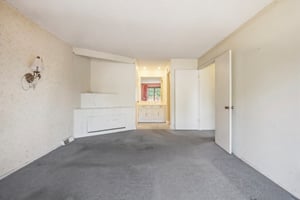 E Amherst Cir-020.jpg