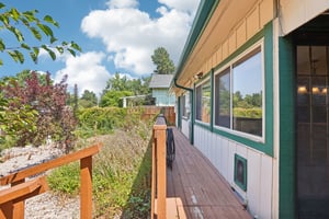 E Amherst Cir-033.jpg