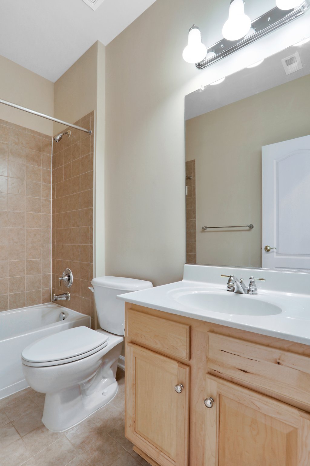 12167 Caldicot Ln, Fairfax, VA 22030, US Photo 21