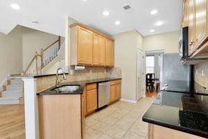 12167 Caldicot Ln, Fairfax, VA 22030, US Photo 9