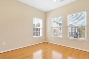 12167 Caldicot Ln, Fairfax, VA 22030, US Photo 21